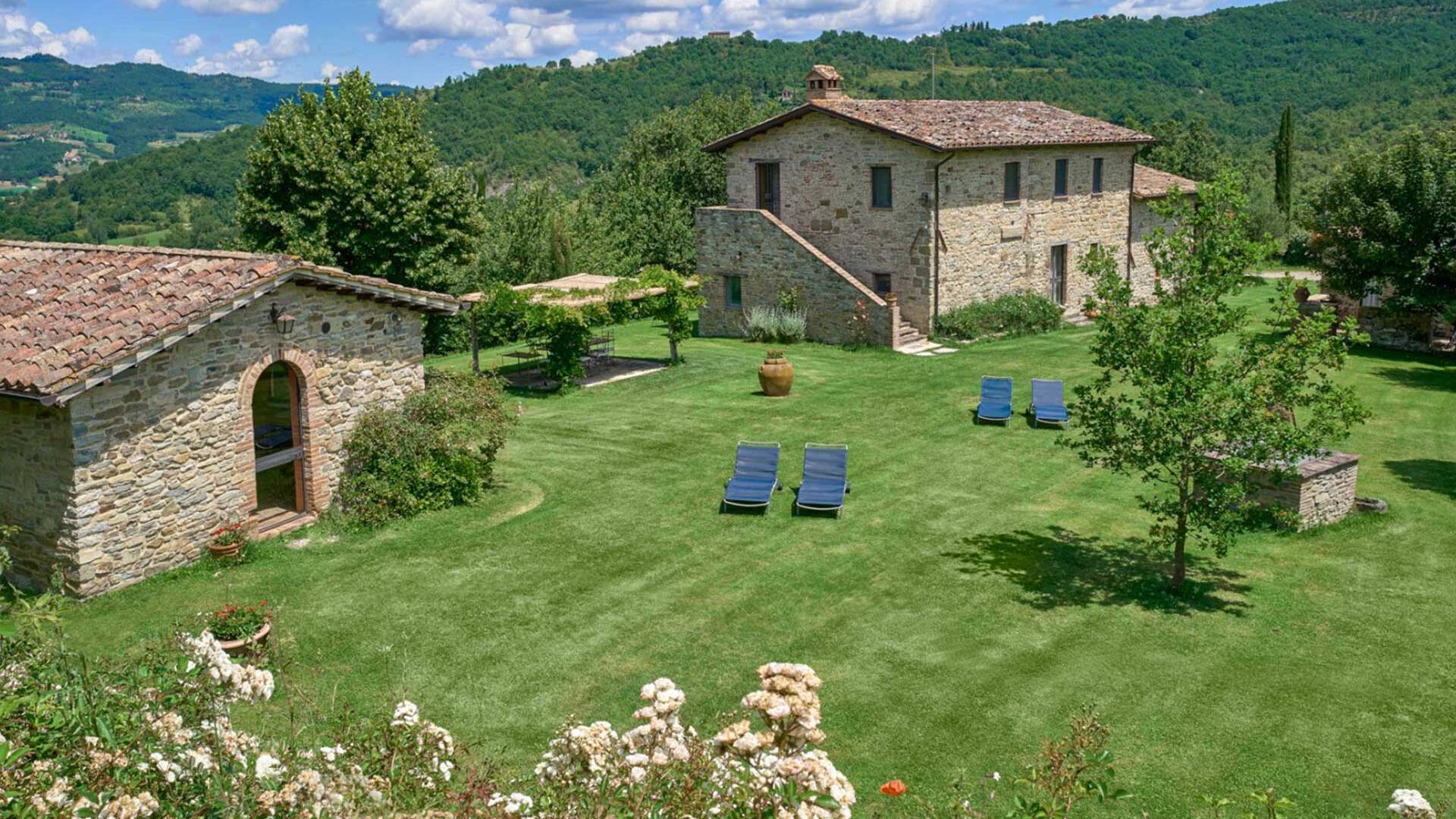 luxury vacation villa Arcelle with private garden